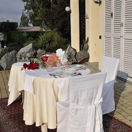 Bed and Breakfast Premiata Osteria Dei Fiori Cortiglione Exterior foto